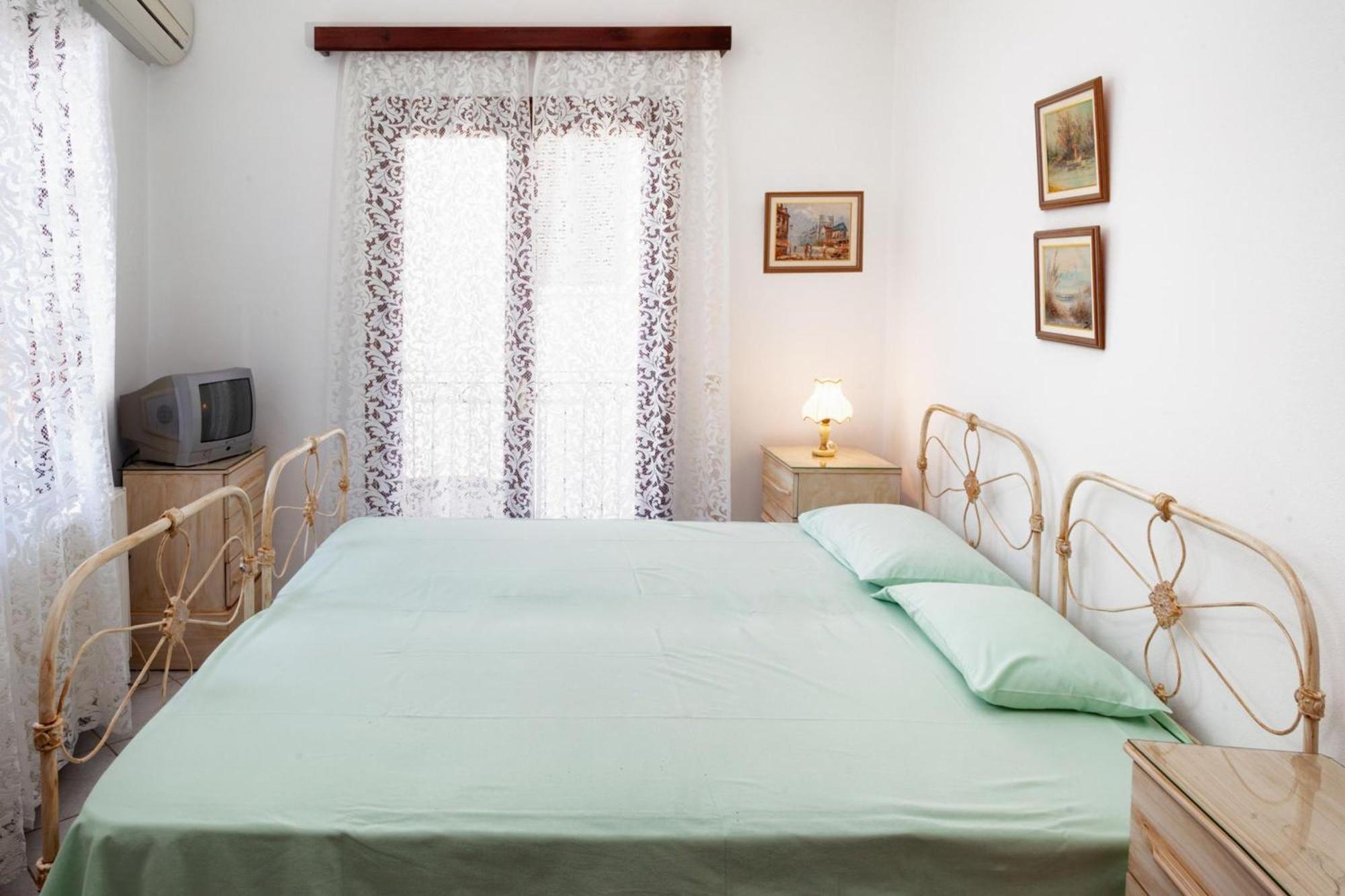 Afissos Seaside Cottage Bagian luar foto